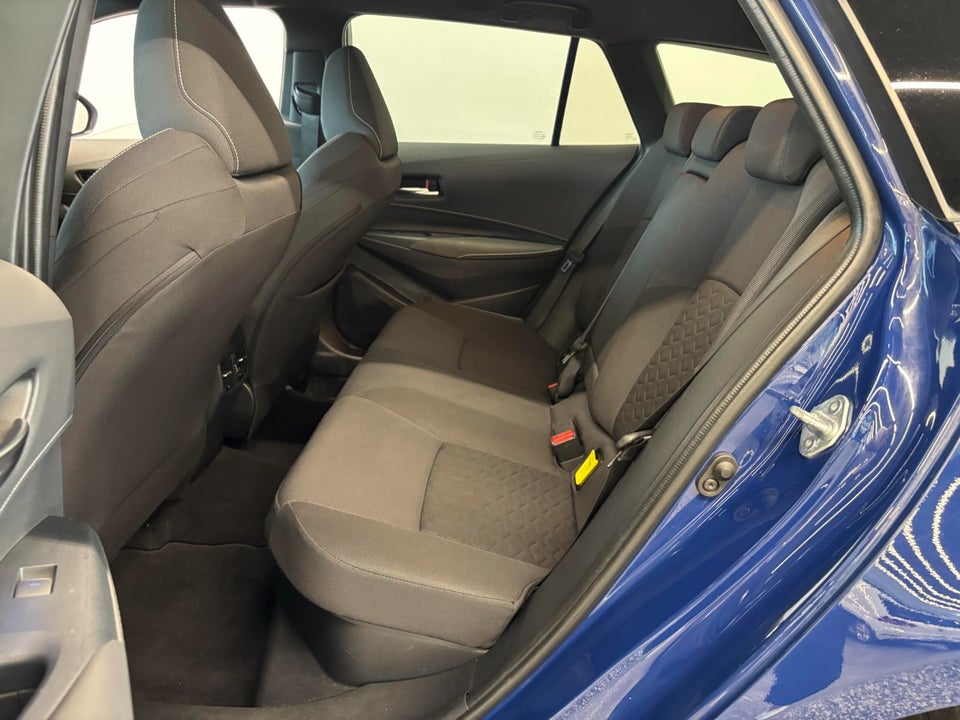 Toyota Corolla 1,8 Hybrid H3 Smart Touring Sports MDS 5d