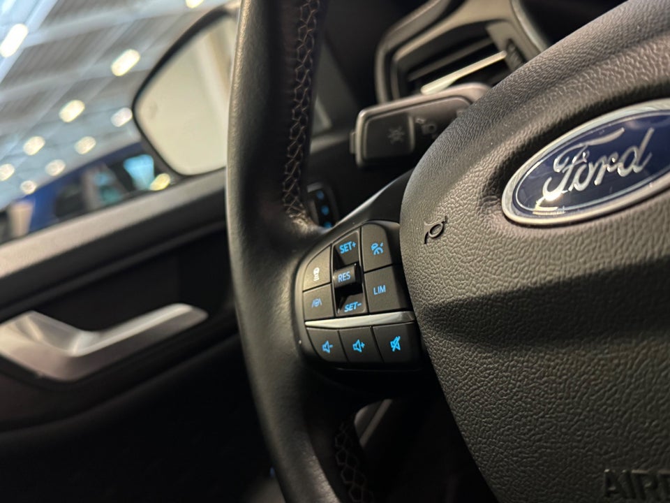 Ford Kuga 2,5 PHEV Vignale CVT 5d