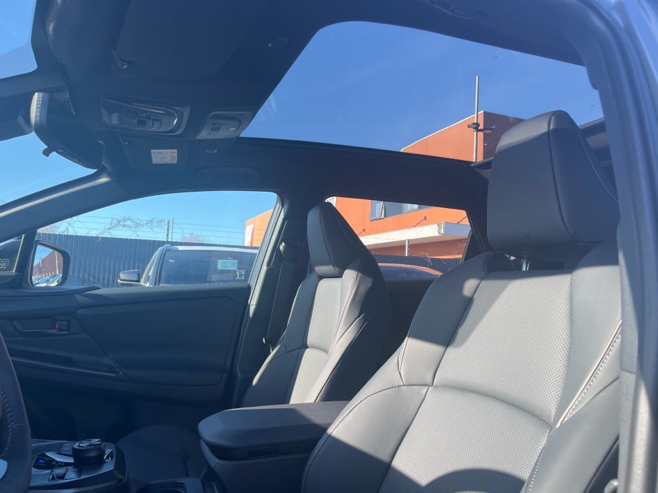 Toyota bZ4X 73 Executive 5d