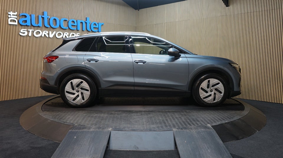 Audi Q4 e-tron 40  5d