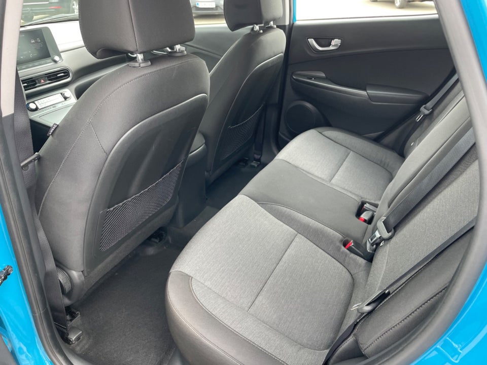 Hyundai Kona 39 EV Essential 5d