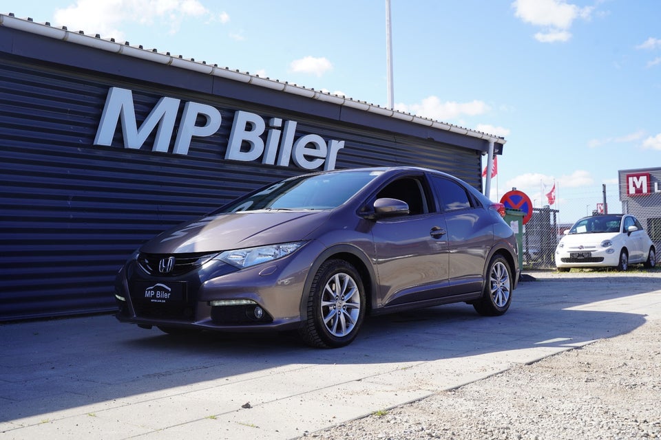 Honda Civic 1,8 i-VTEC Sport 5d