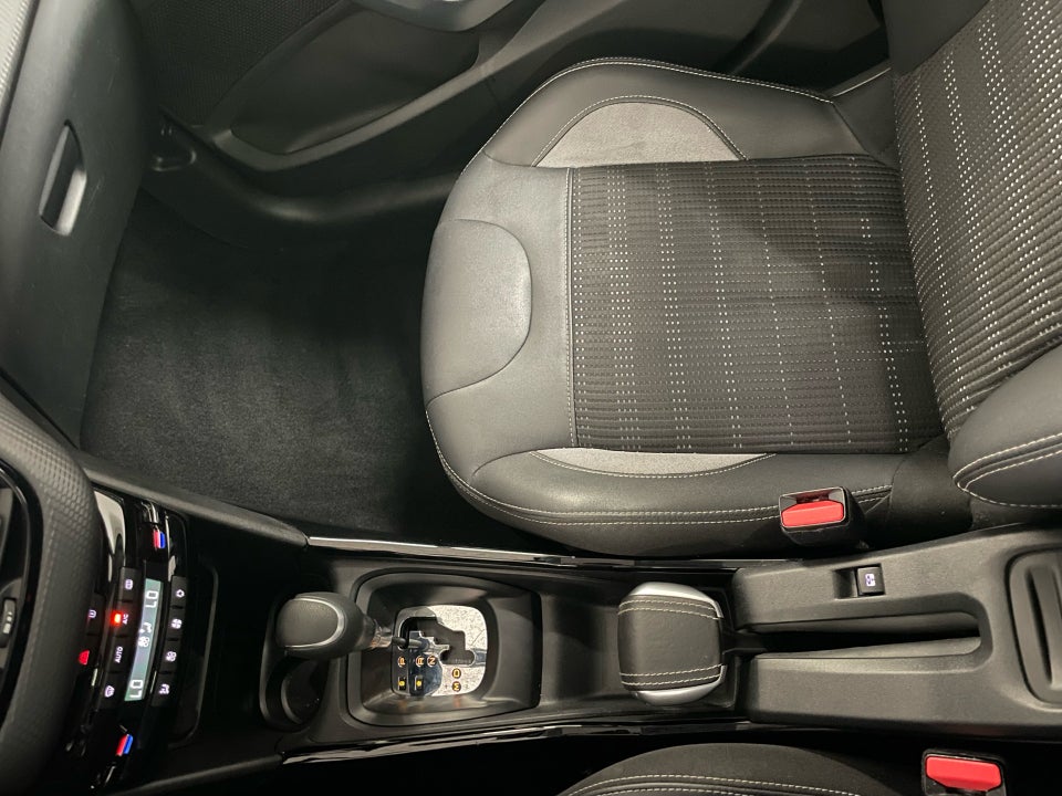 Peugeot 2008 1,2 PureTech 110 Exclusive+ EAT6 5d