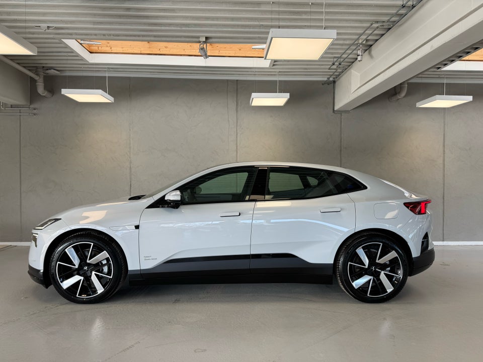 Polestar 4 Long Range AWD 5d