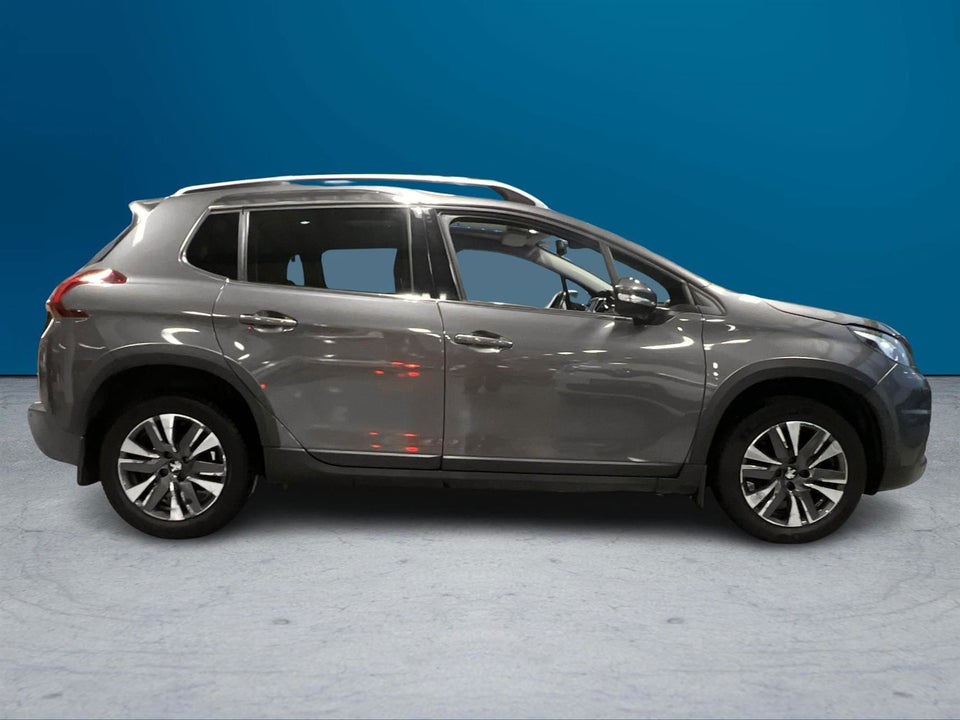 Peugeot 2008 1,6 BlueHDi 120 Allure Sky 5d