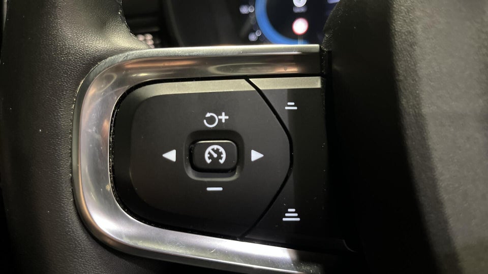 Volvo XC40 P6 ReCharge Plus 5d