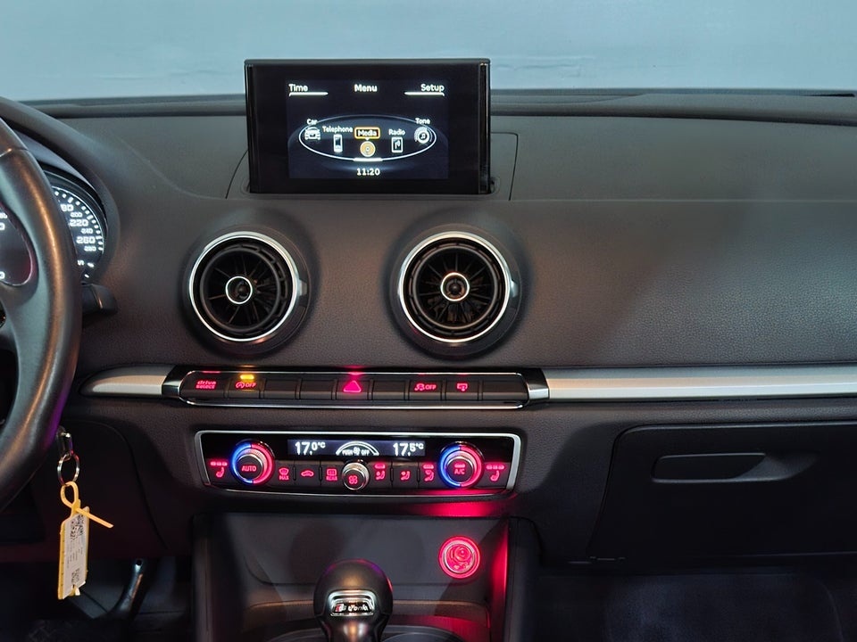 Audi A3 1,4 TFSi 140 Ambition S-tr. 4d