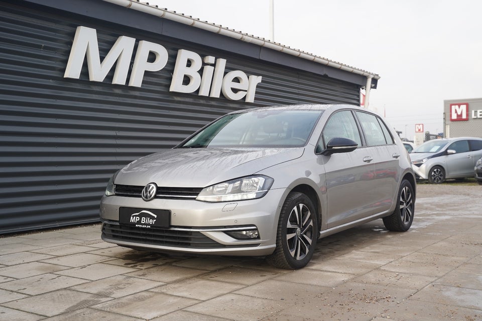VW Golf VII 1,6 TDi 115 IQ.Drive DSG 5d