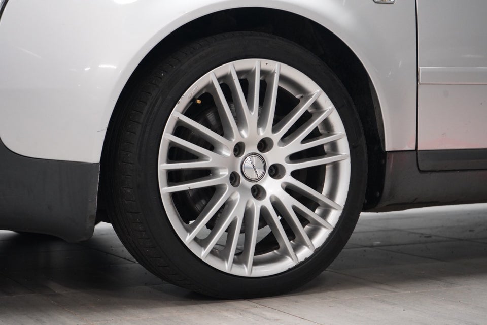 Audi A6 2,4 Multitr. 4d