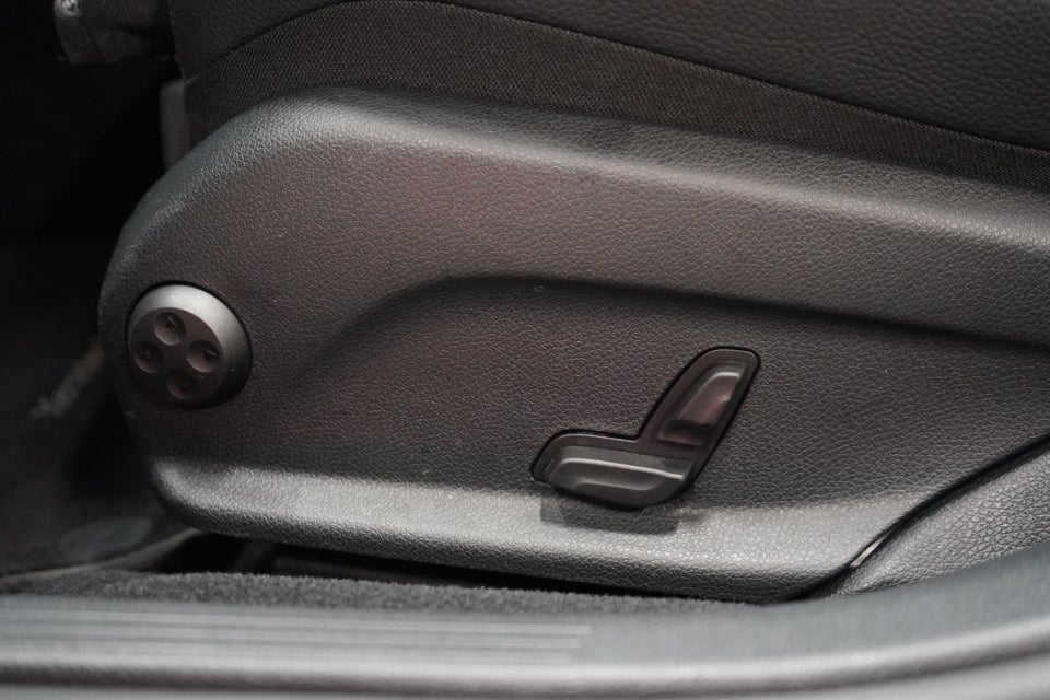 Mercedes E300 de 2,0 Avantgarde stc. aut. 5d