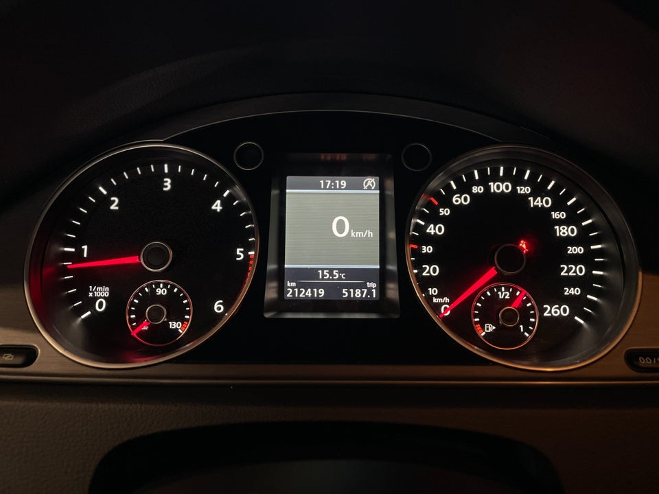 VW Passat 1,6 TDi 105 Comfortline Variant BMT 5d