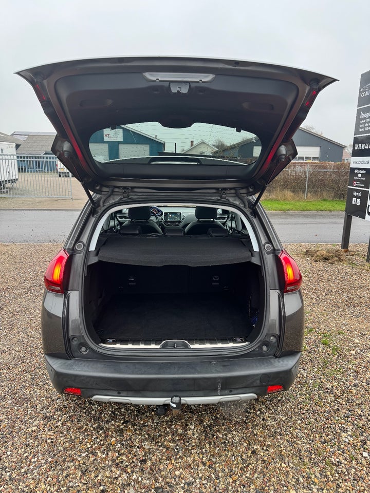 Peugeot 2008 1,5 BlueHDi 100 Allure Sky 5d