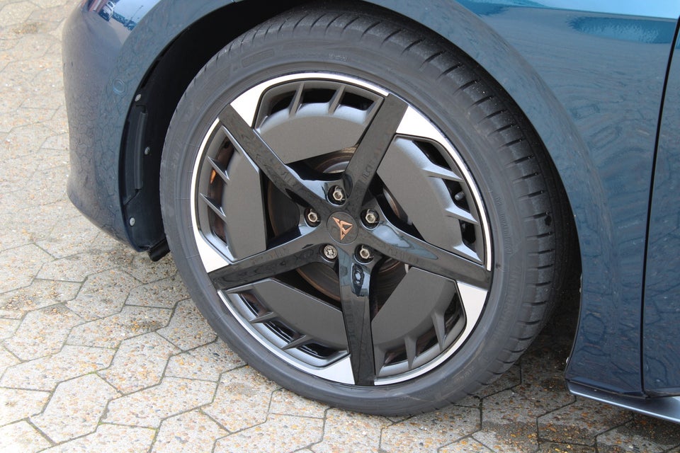 Cupra Born 77 e-Boost 5d