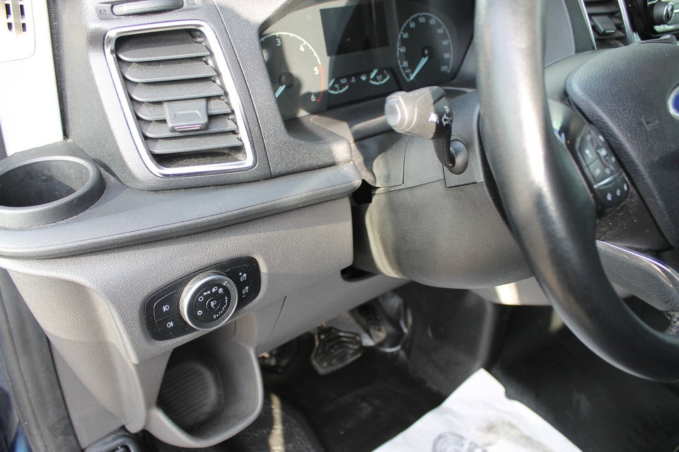 Ford Transit Custom 320L 2,0 TDCi 185 Sport aut.