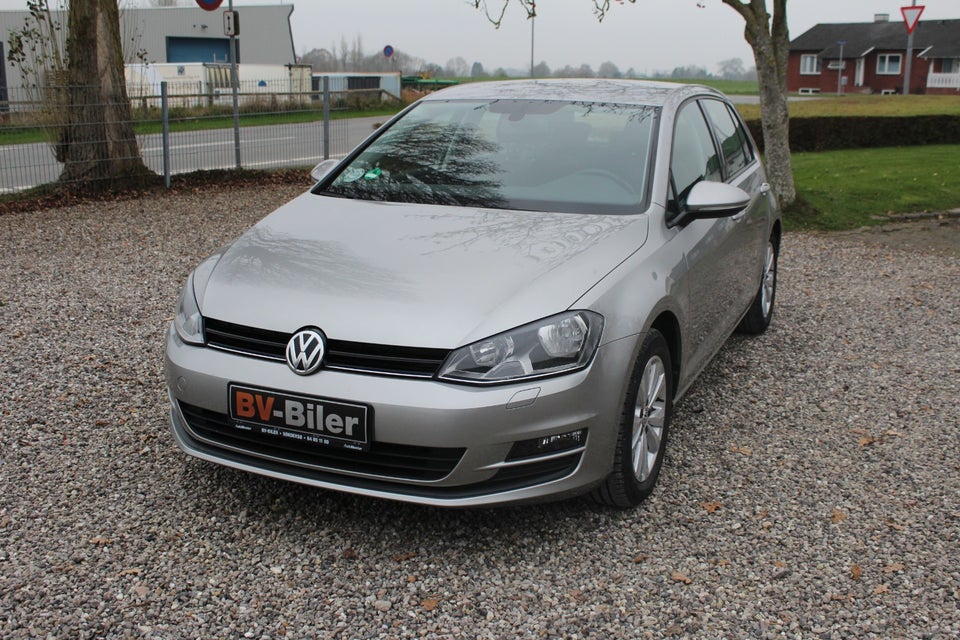 VW Golf VII 1,4 TSi 122 Comfortline BMT 5d