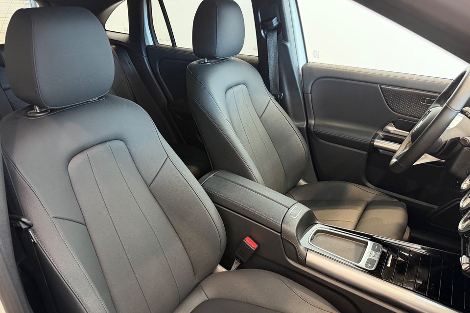 Mercedes EQA250 Progressive 5d