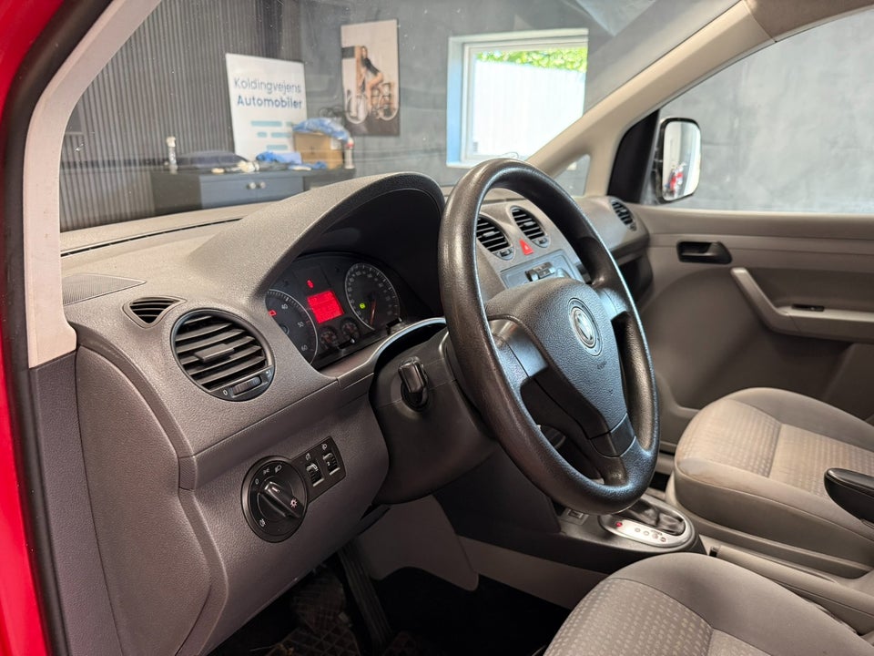 VW Caddy 1,9 TDi Life DSG 5d