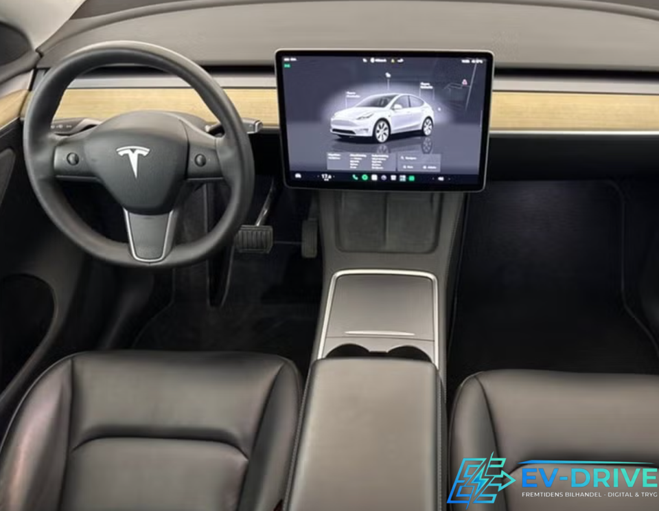 Tesla Model Y RWD 5d
