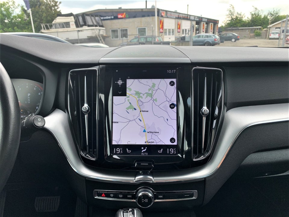 Volvo XC60 2,0 T4 190 Momentum aut. 5d