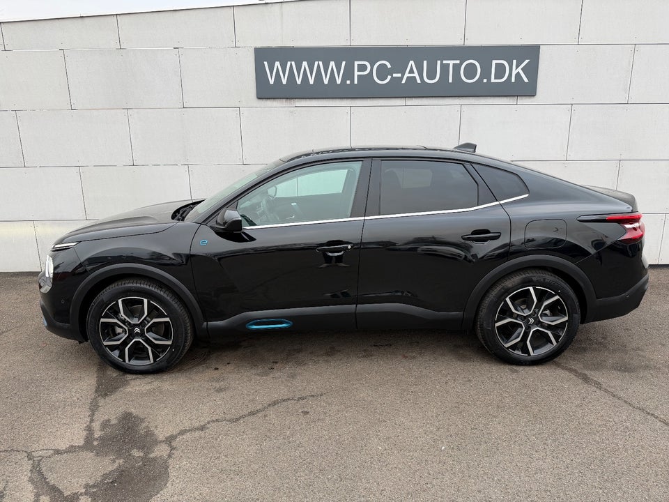 Citroën ë-C4 X 50 Shine 4d