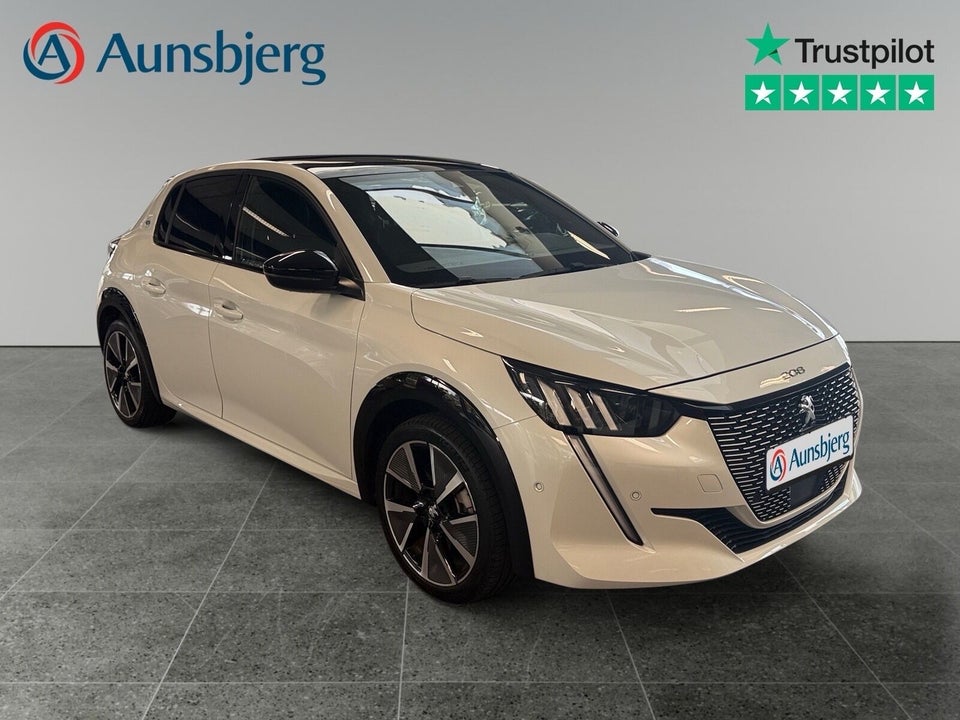 Peugeot e-208 50 GT Pack 5d