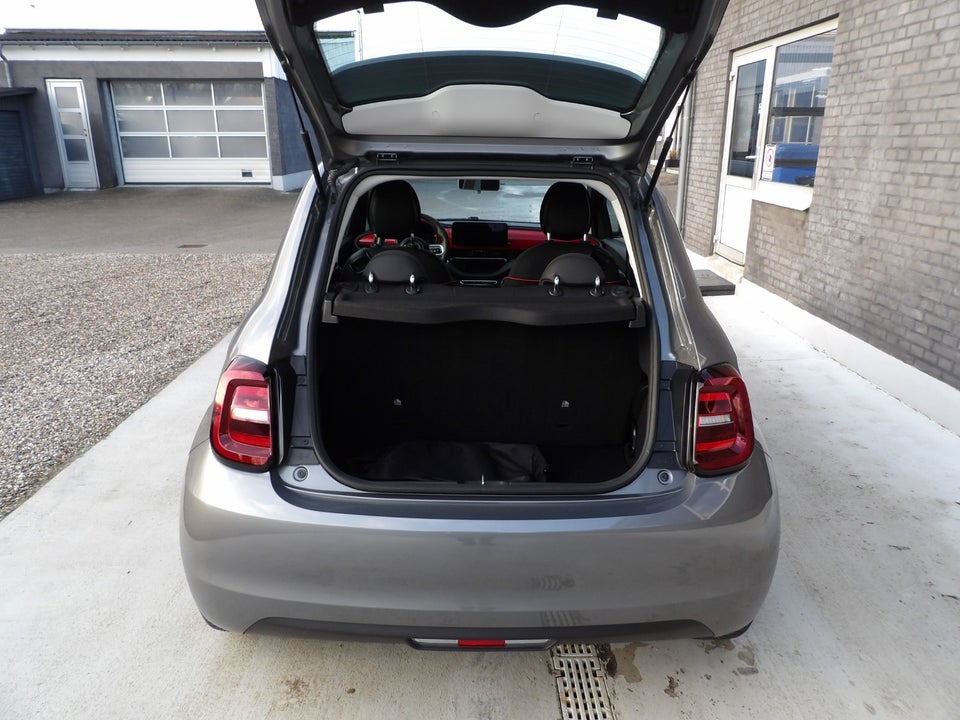 Fiat 500e 42 Icon 3d