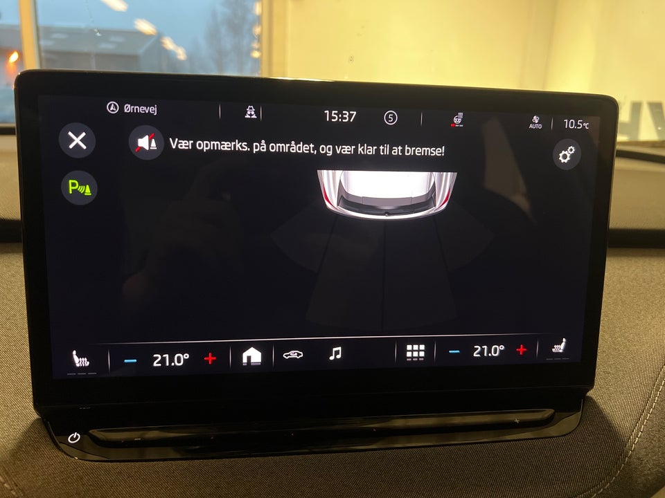 Skoda Enyaq 60 iV Loft 5d