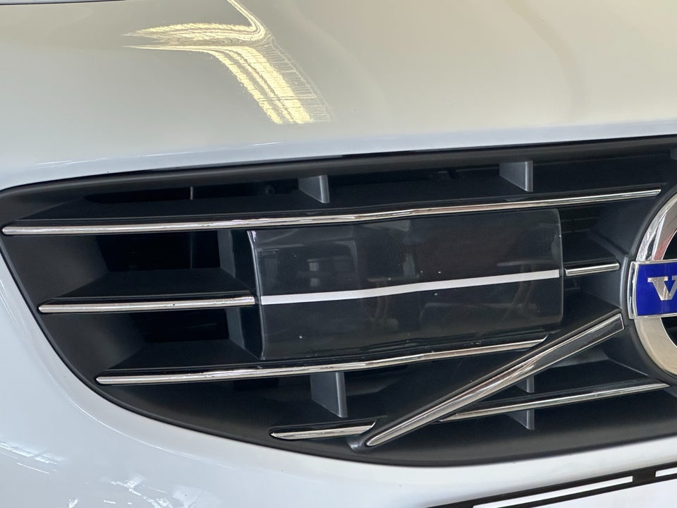 Volvo V60 2,0 D3 150 Momentum 5d