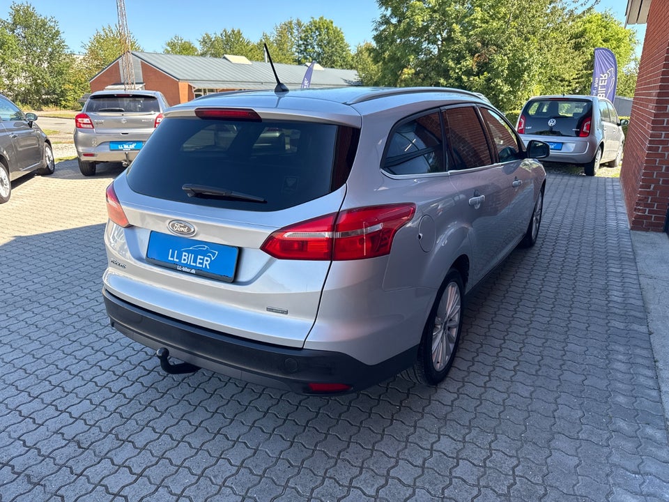 Ford Focus 1,0 EcoBoost Titanium stc. 5d
