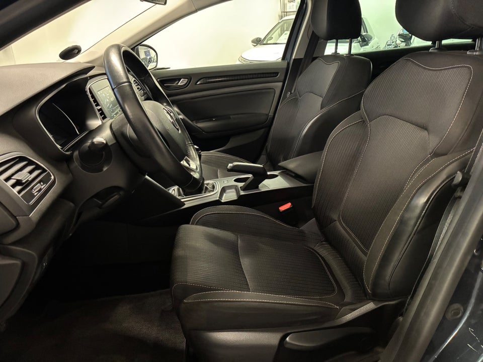 Renault Megane IV 1,2 TCe 130 Zen Sport Tourer 5d