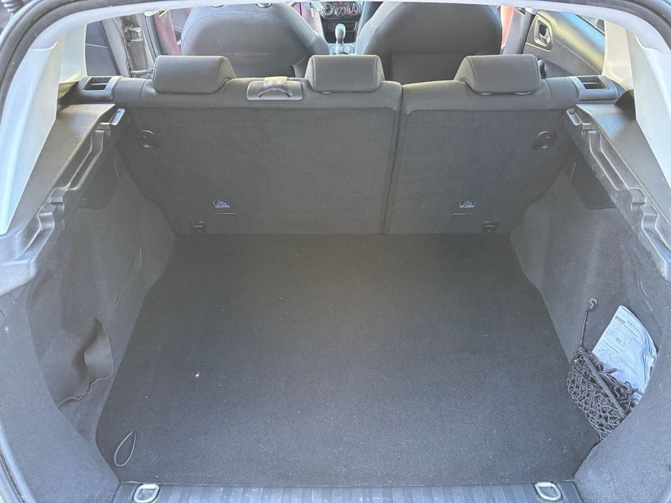 Peugeot 2008 1,2 VTi 82 Allure 5d