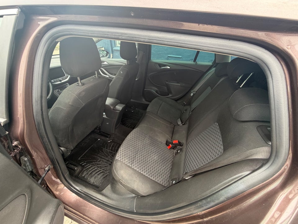 Opel Astra 1,0 T 105 Enjoy Sports Tourer 5d
