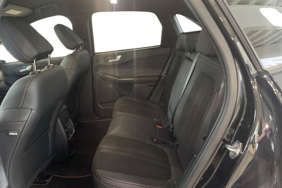 Ford Kuga 2,5 PHEV ST-Line X CVT 5d