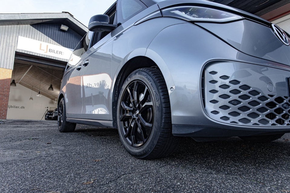 VW ID.Buzz 77 Pro SWB 5d