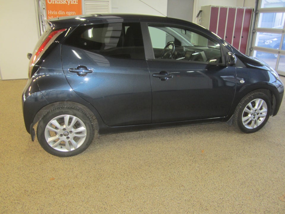 Toyota Aygo 1,0 VVT-i x-cellence x-shift 5d