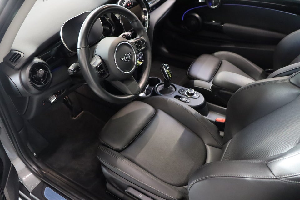 MINI Cooper SE Edition Premium Plus 3d