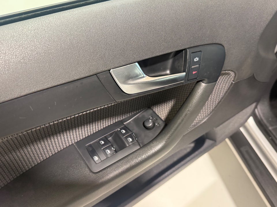 Audi A3 1,6 Ambition Sportback 5d