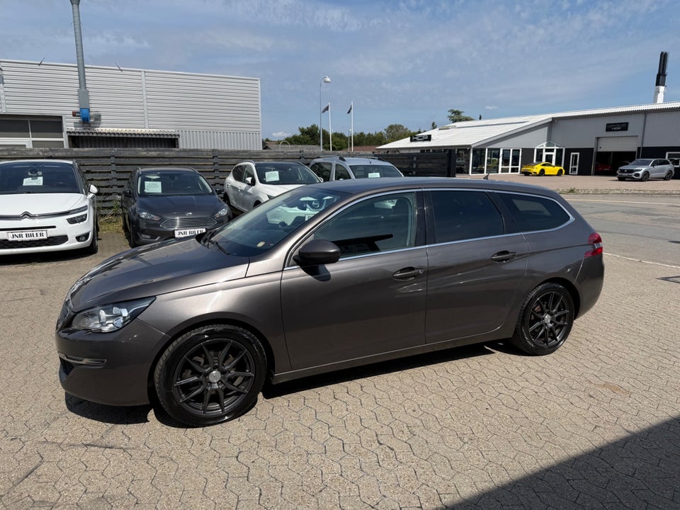 Peugeot 308 1,6 BlueHDi 120 Active SW 5d