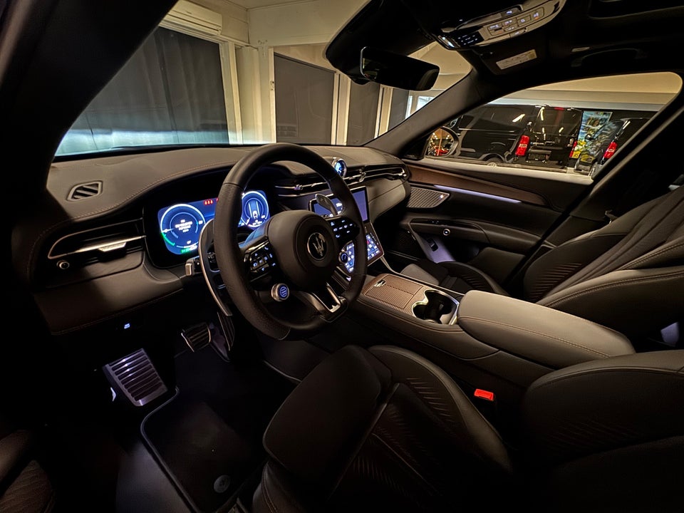 Maserati Grecale Folgore 5d