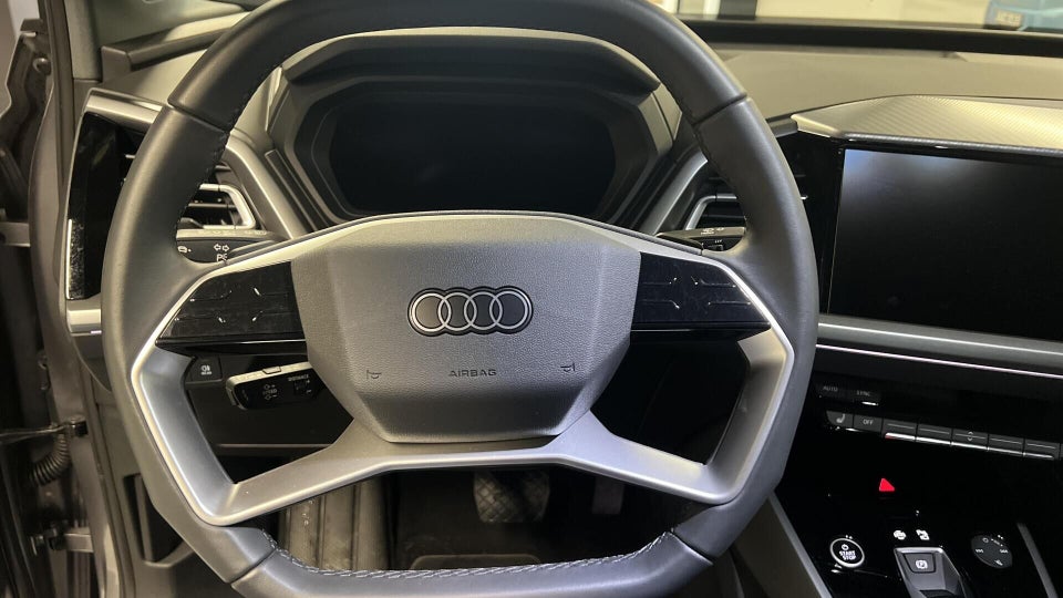 Audi Q4 e-tron 45 S-line Sportback 5d