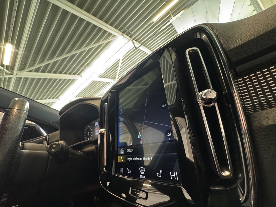Volvo XC40 2,0 D4 190 R-Design aut. AWD 5d