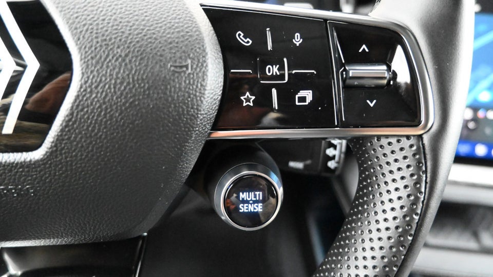 Renault Megane E-Tech 60 Techno 5d