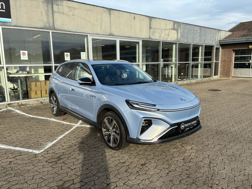 MG Marvel R Luxury 5d