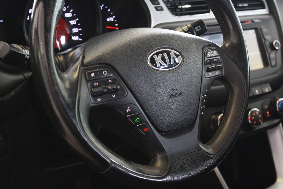 Kia Ceed 1,6 GDi Active SW 5d