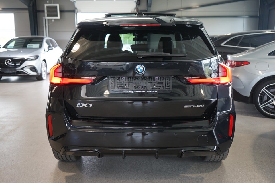 BMW iX1 eDrive20 M-Sport 5d