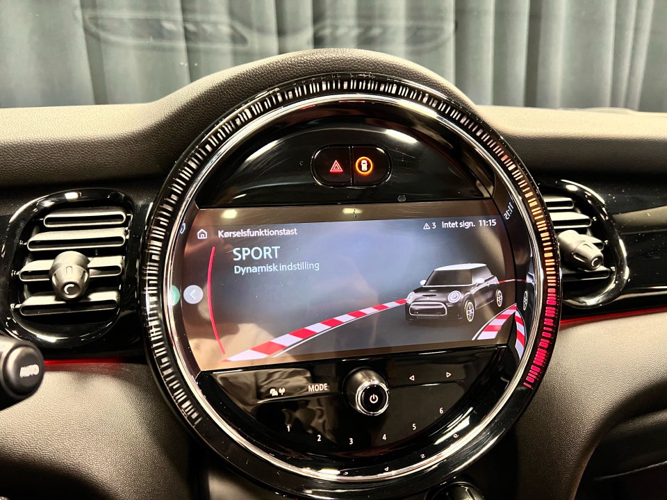 MINI Cooper SE Classic Trim 3d