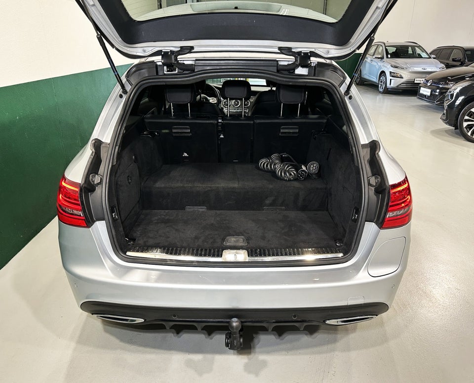 Mercedes C300 de 2,0 AMG Line Night Edition stc. aut. 5d