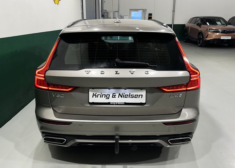 Volvo V60 2,0 D4 190 R-Design aut. 5d