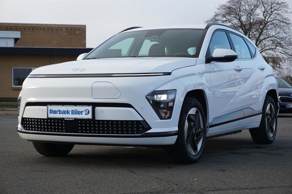 Hyundai Kona 65 EV Essential 5d