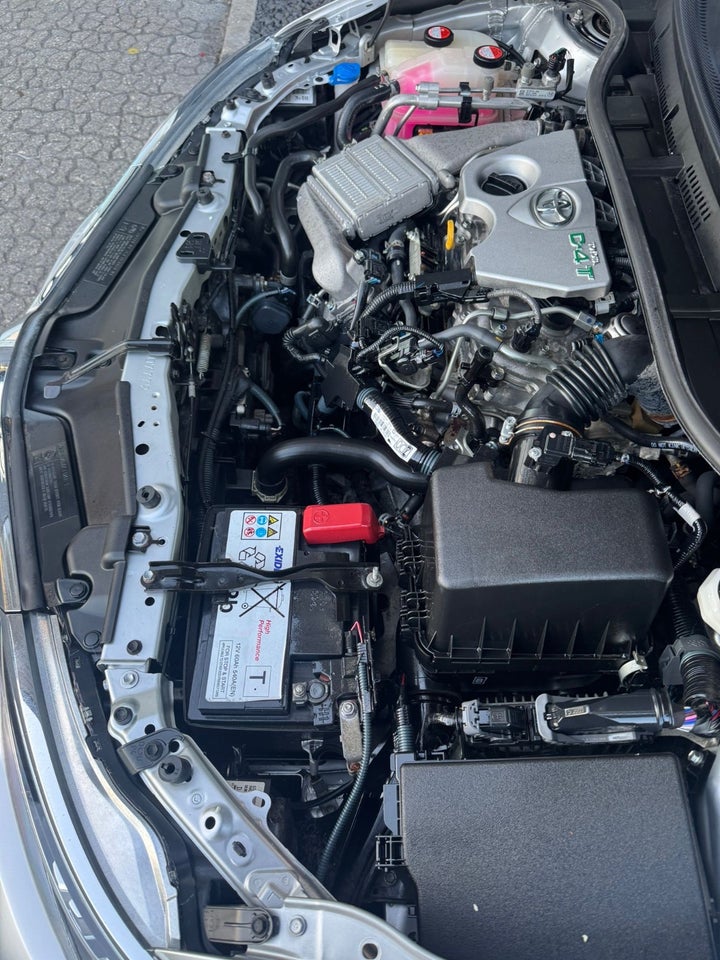 Toyota Auris 1,2 T T2 Comfort 5d